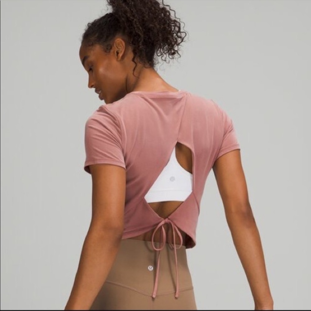 Rare Lululemon Open Tie Back Short Sleeve Crop Top Spiced Chai Pink Size 2 - Picture 11 of 13